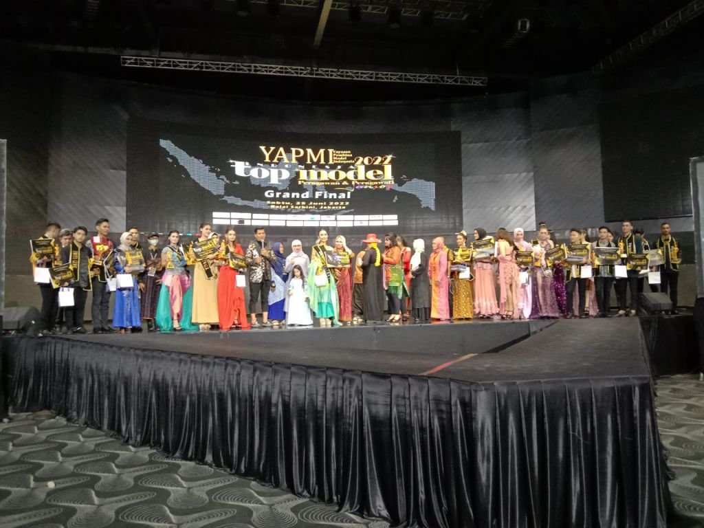 YAPMI Gelar Malam Grand Final Top Model 2022