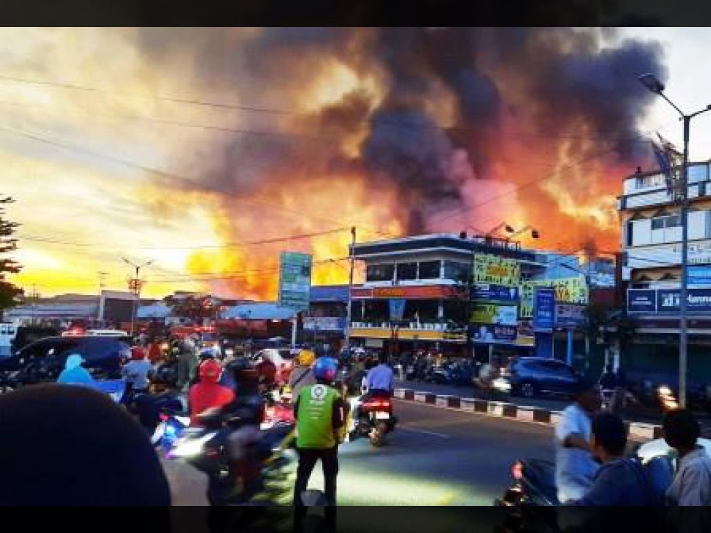 Pasar Payakumbuh Terbakar, 485 Toko dan Kios Hangus, Kerugian Ditaksir Rp 65 miliar