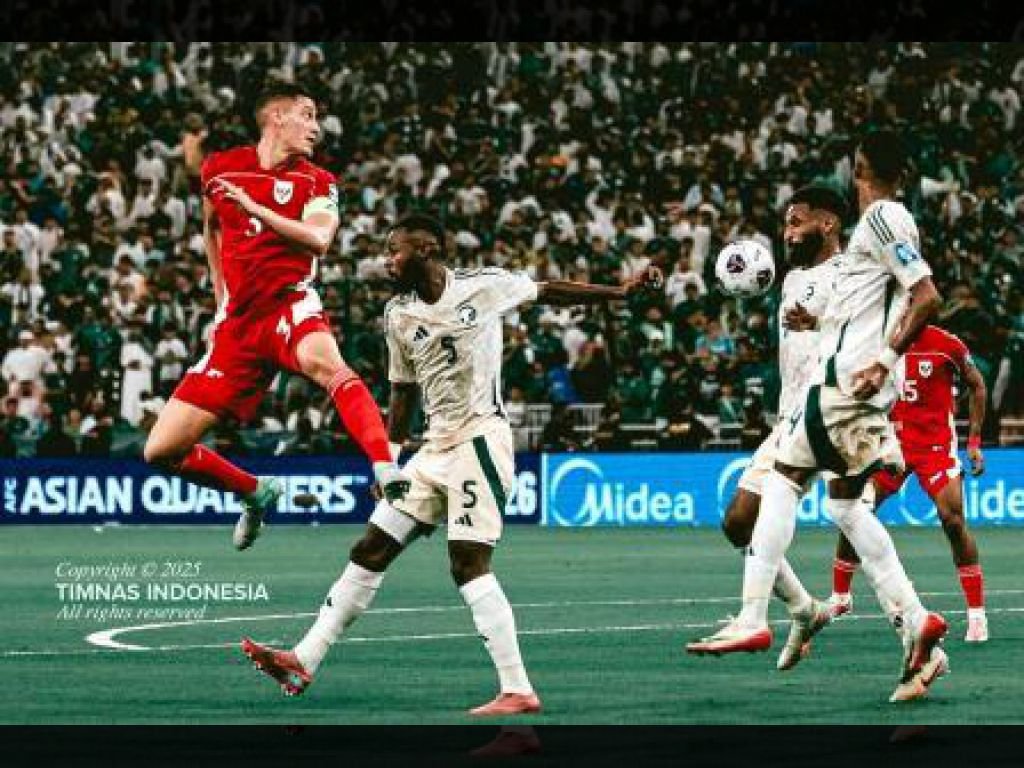Sempat Unggul, Timnas Indonesia Kalah Tipis 2-3 dari Arab Saudi}