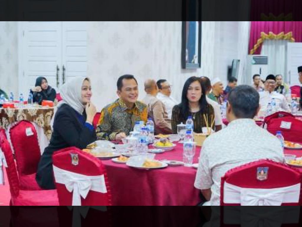 Bupati Annisa Sambut Hangat Sumanggar Siagian Sebagai Kajari Dharmasraya yang Baru