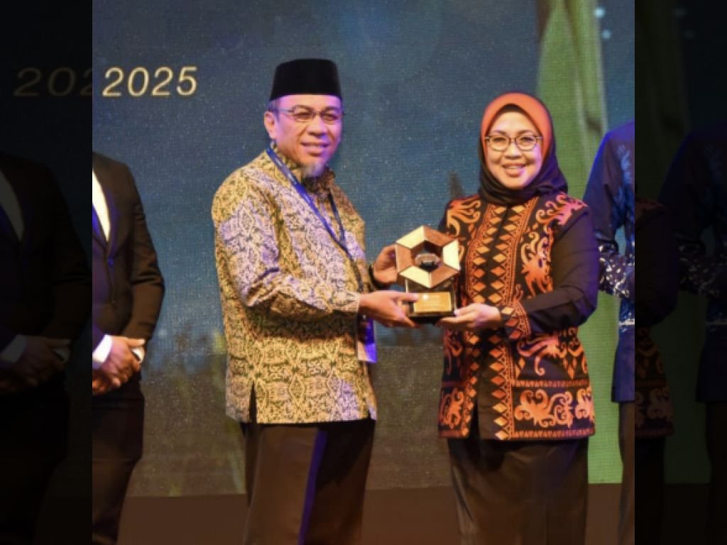 Inovasi Smart Surau Antarkan Kota Padang Raih Penghargaan Spesial di Ajang ISNA 2025