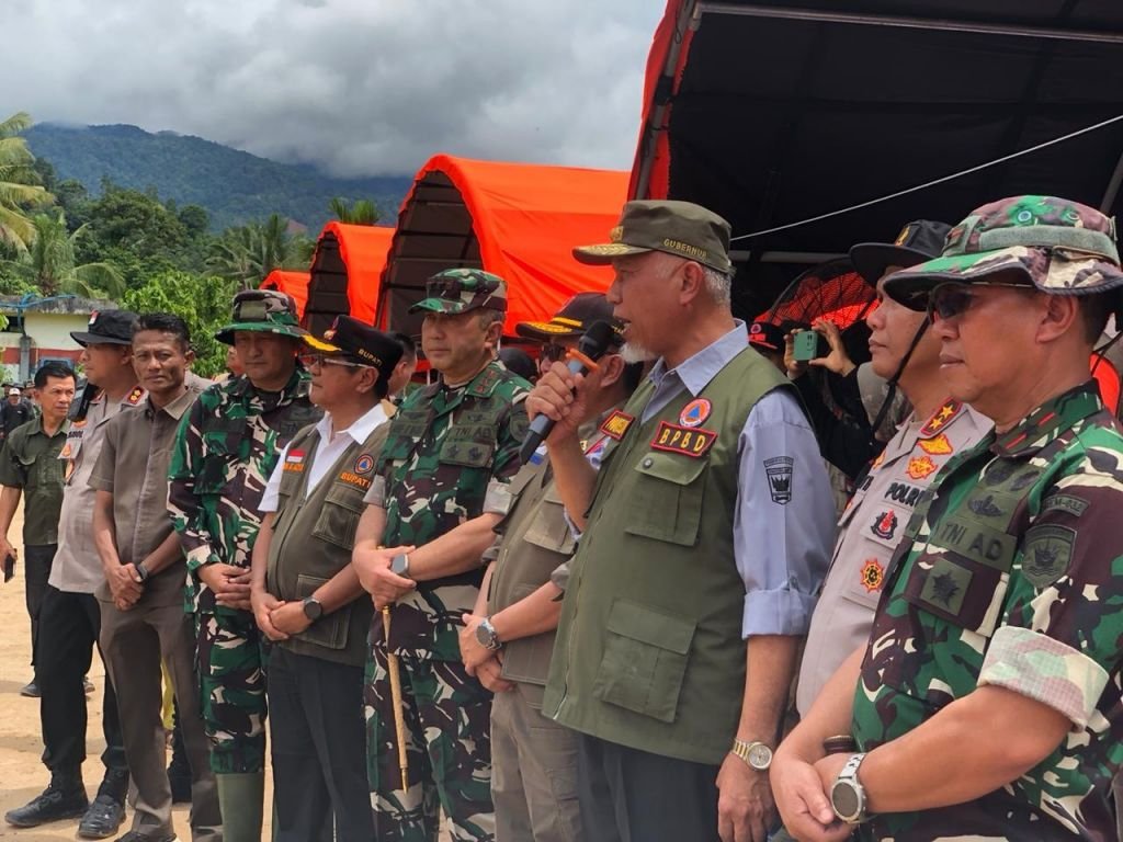 Ground Breaking Pembangunan 200 Unit Huntara Dilakukan Menko PMK di Padang Pariaman