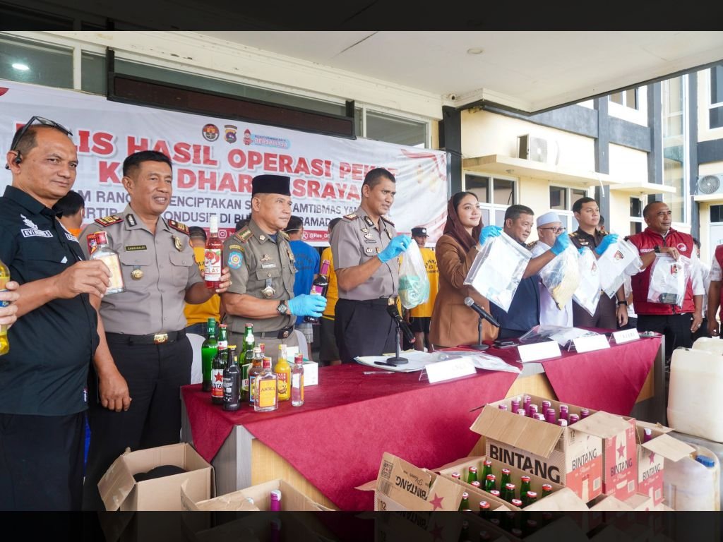 Bupati Annisa Dukung Langkah Tegas Polres Dharmasraya, Puluhan BB Pekat Diamankan