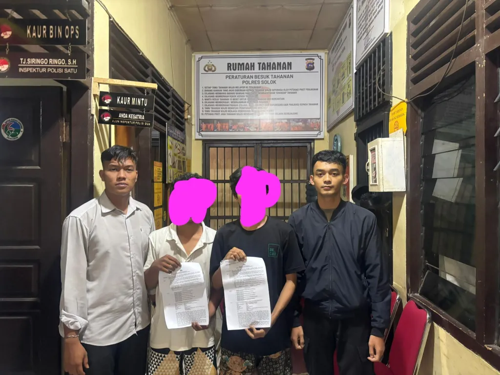 Tersangkut Narkoba, Dua Mahasiswa  Diamankan Tim Satresnarkoba  Polres Solok,  Barang Bukti 1 Paket Ganja Disita