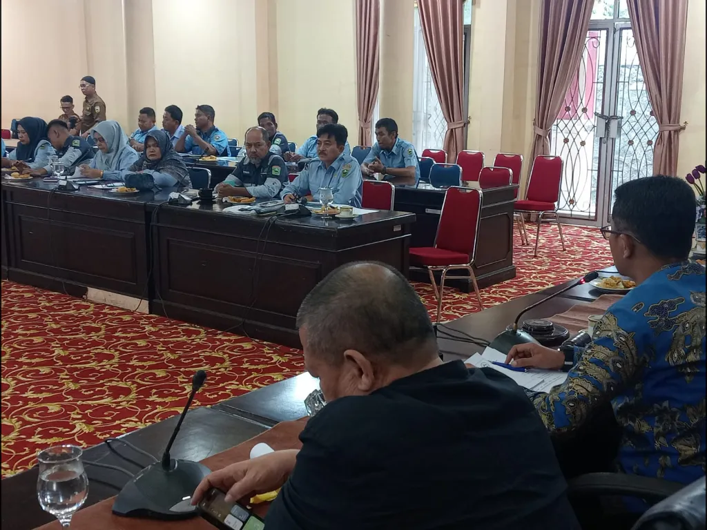 RDP antara DPRD Kabupaten Solok dengan Perumda Tirta Solok Nan Indah
