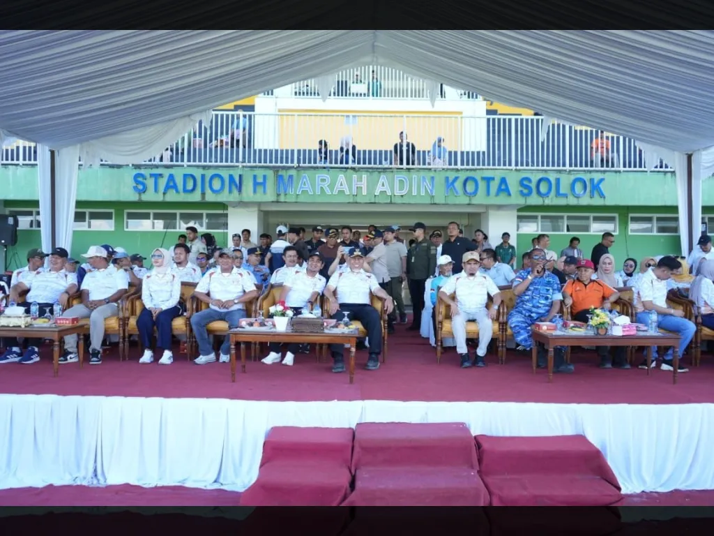 Suasana pembukaan FE Cup 2 di Stadion Marah Adin Kota Solok
