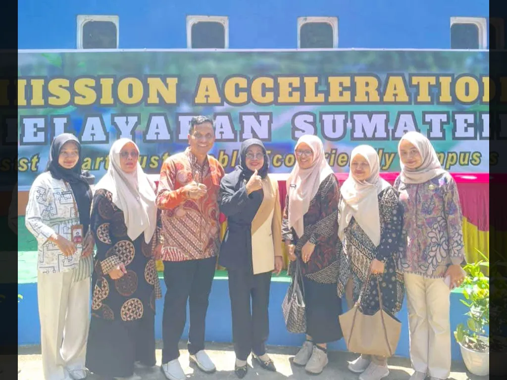 Moment kerjasama dengan Kemenhub ditandai foto bersama