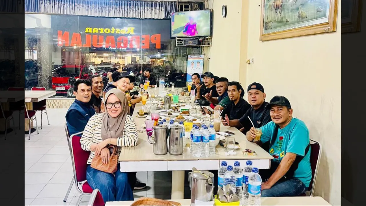 Suasana pembubaran panitia