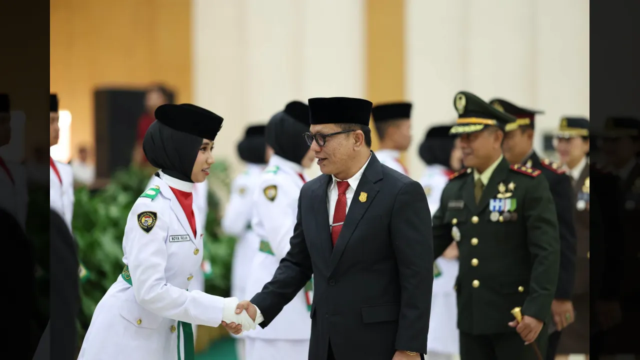 Ketua DPRD Fauzi Rusli ucapakan selamat