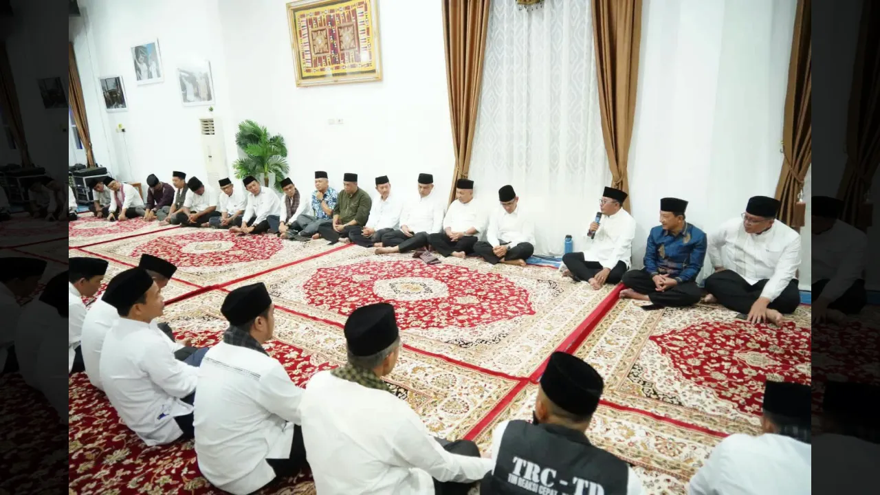 Suasana pengajian internal Pemkab Tanah Datar
