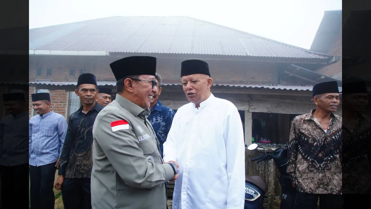 Bupati Eka Putra hadiri khatam Alqur'an di Lintu Buo Utara