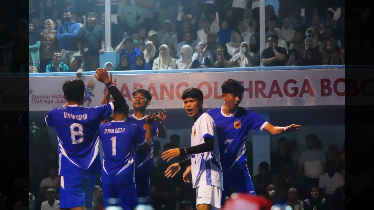 Tim voli putra Tanah Datar takluk an kota Padang