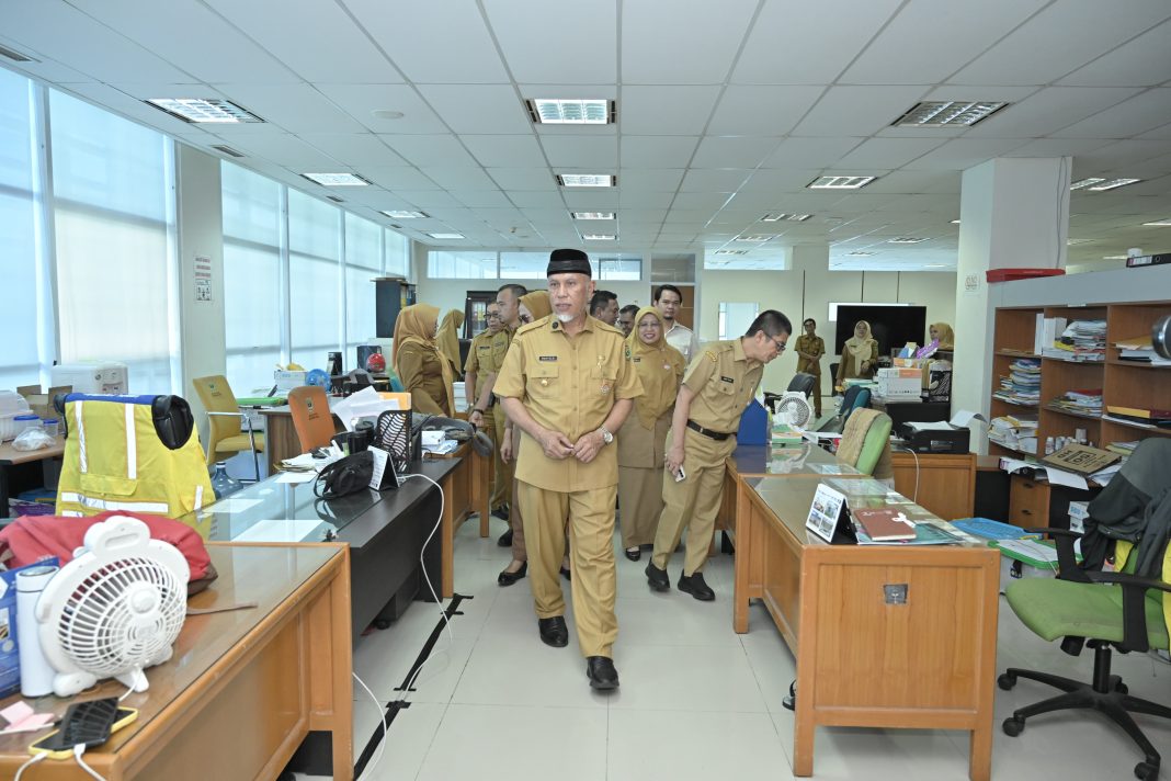 Momentum Emas Pascalebaran, Gubernur Mahyeldi Tegaskan Tingkatkan Kinerja ASN Sumbar