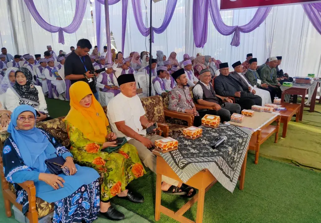 55 Santri Khatam Quran dan 24 Wisuda Iqra’ di Masjid Syukur Rawang Padang Selatan
